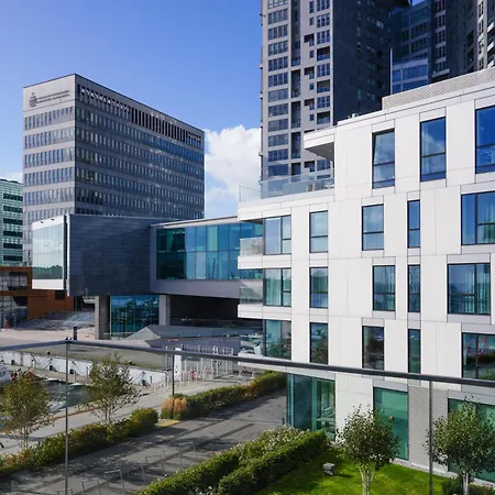 Luxury Yacht Park Marina View Parking * Gdynia